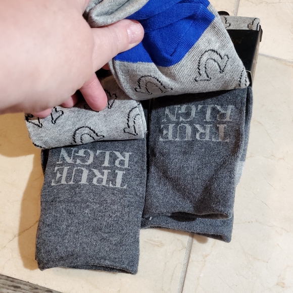 True Religion men's 4pk crew socks logo horseshoe size 10-13 - Picture 4 of 4